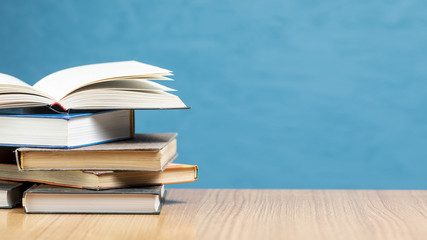 关于国家富强而奋斗杰出人物故事的手抄报 童话故事的手抄报