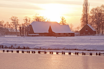 有关将心比心的名人事例